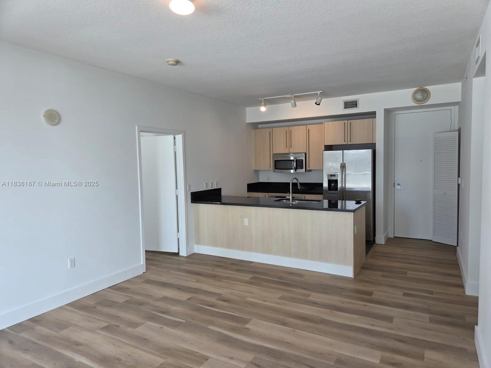 1111 SW 1st Ave 2023-N