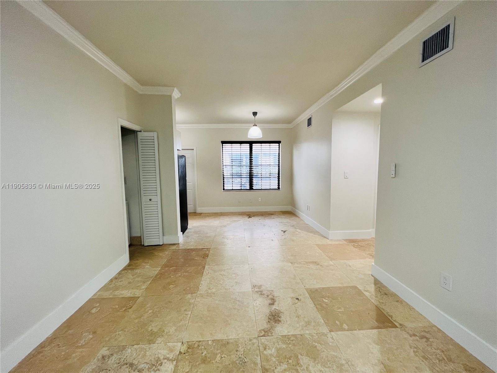 LINCOLN TERRACE SUB - Residential Lease