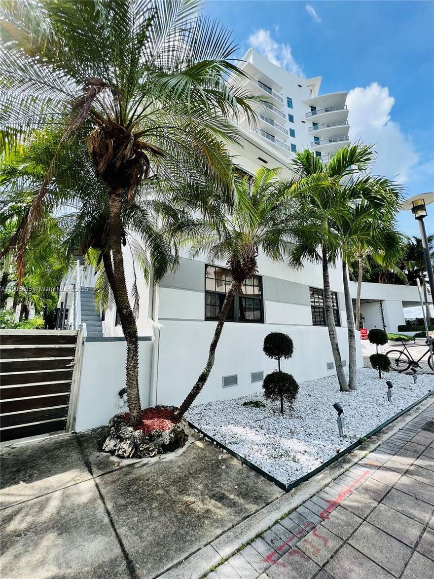 Fabulous opportunity to live in a completely and newly remodeled two bedroom and one bath apartment steps to Lincoln Road! Freshly painted, new kitchen, new cabinets, stainless steel appliances, large bedrooms, new bathroom and a PRIVATE COURTYARD! The unit is a 15 second walk to the BAY and a 2 minute walk to world famous Lincoln Road! Pets are welcome!