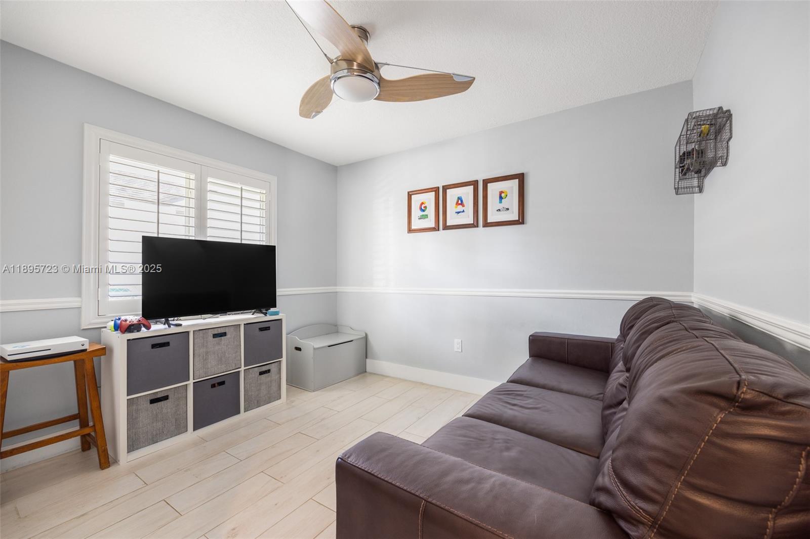 LAKES BY THE BAY SEC 4 - Residential