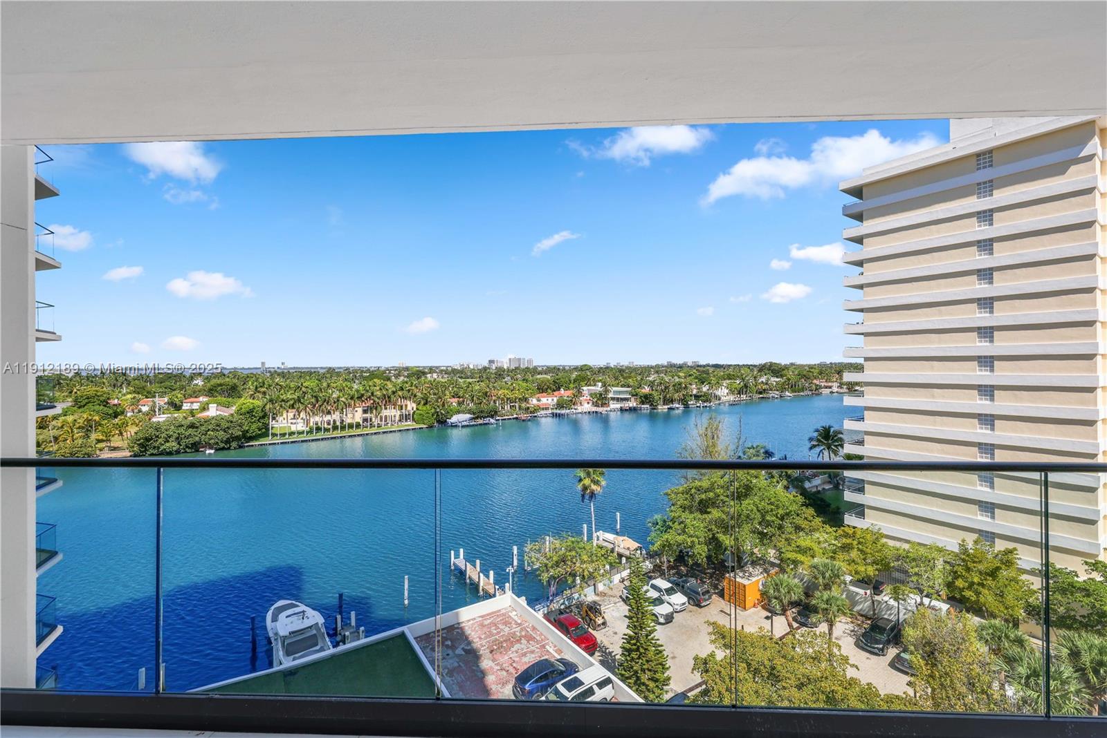 TOWERHOUSE CONDO - Residential