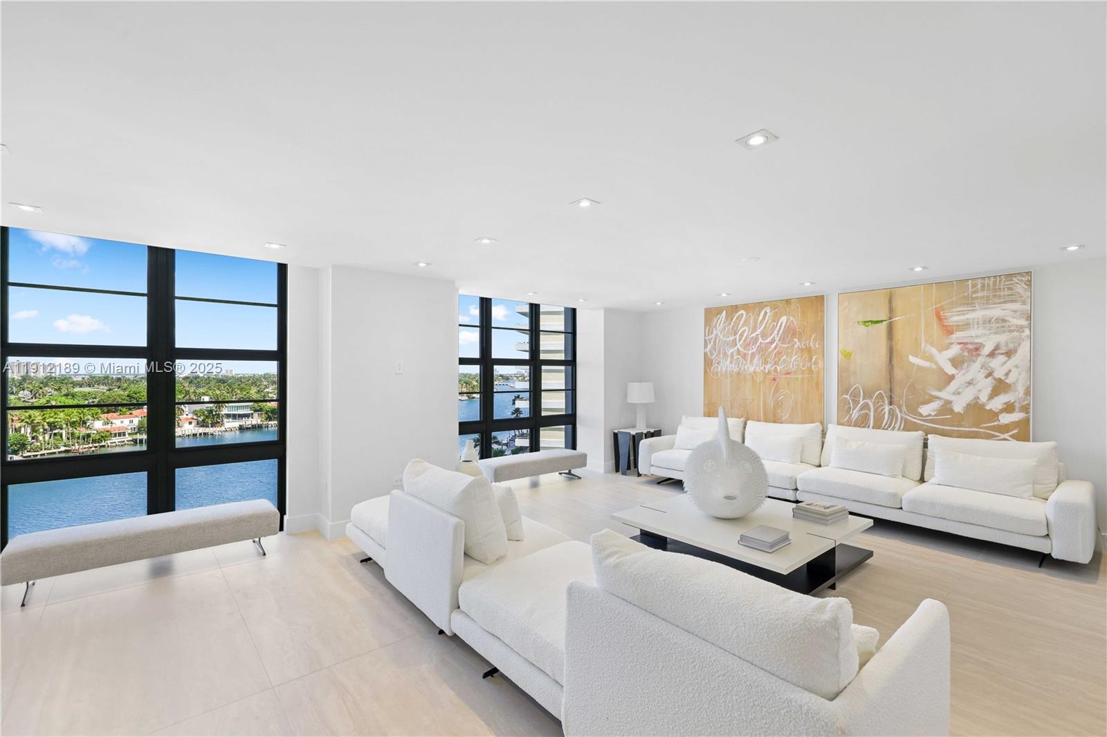 TOWERHOUSE CONDO - Residential