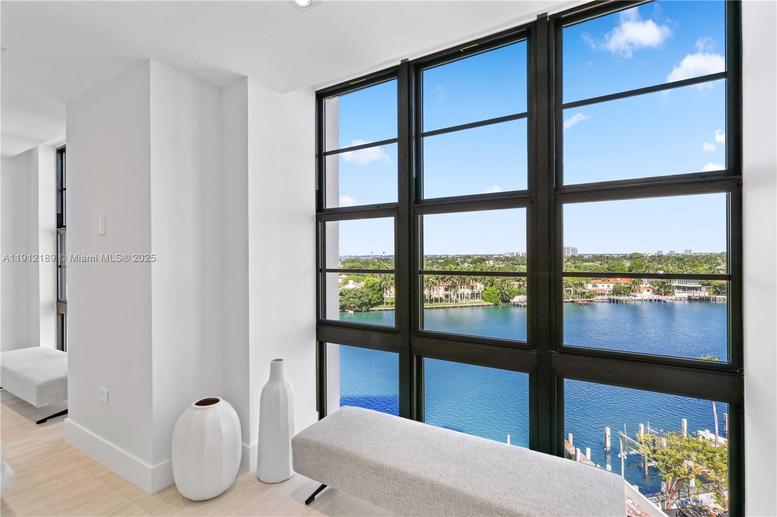 TOWERHOUSE CONDO - Residential