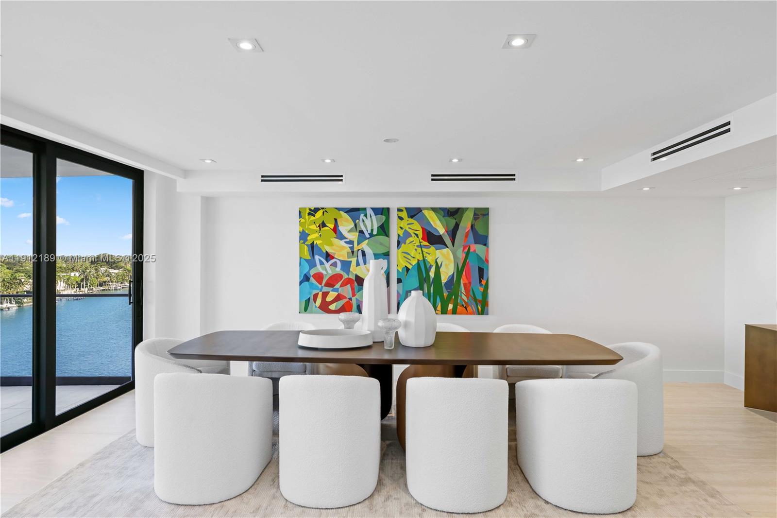 TOWERHOUSE CONDO - Residential