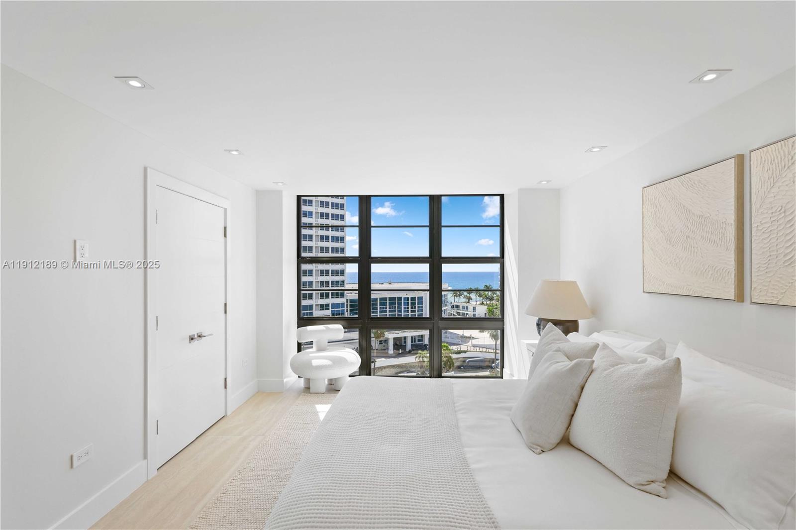 TOWERHOUSE CONDO - Residential