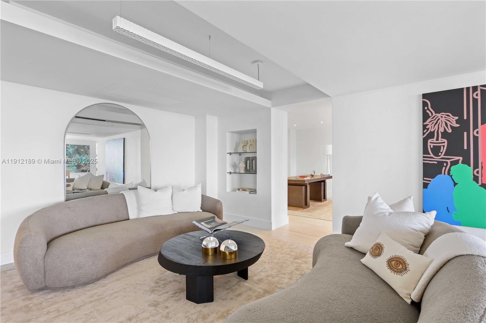 TOWERHOUSE CONDO - Residential