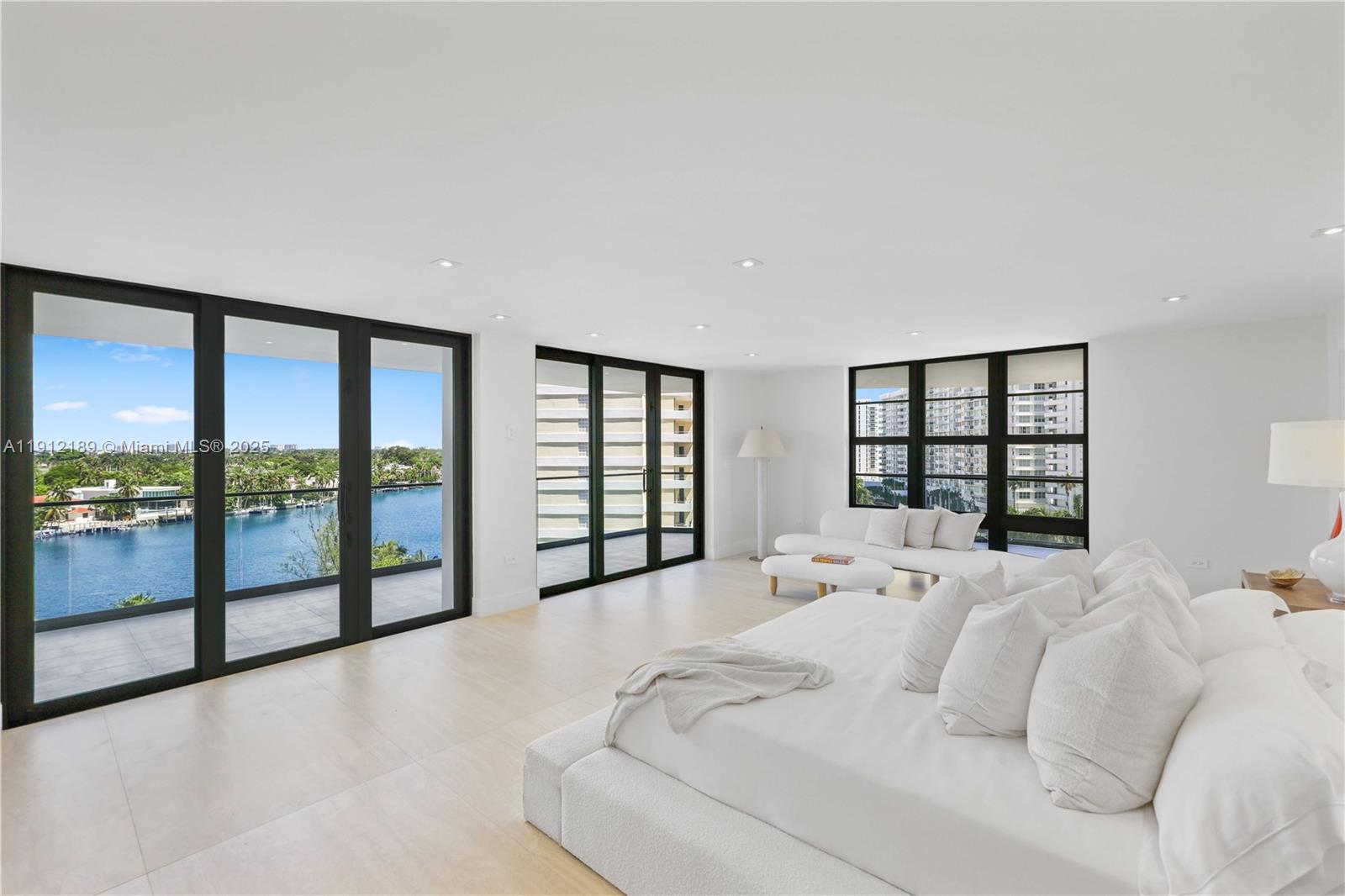 TOWERHOUSE CONDO - Residential