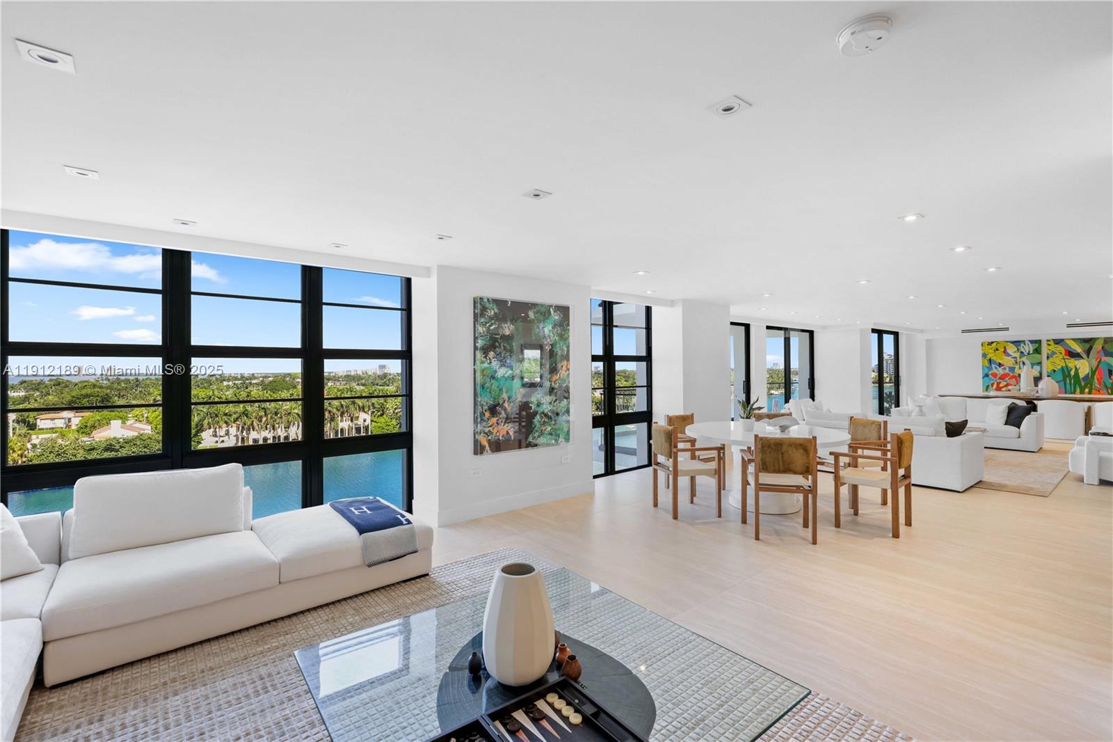 TOWERHOUSE CONDO - Residential