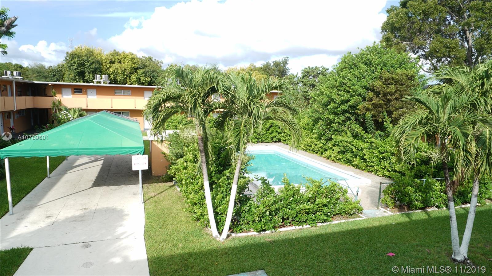 VILLAS AT CUTLER BAY COND - Residential