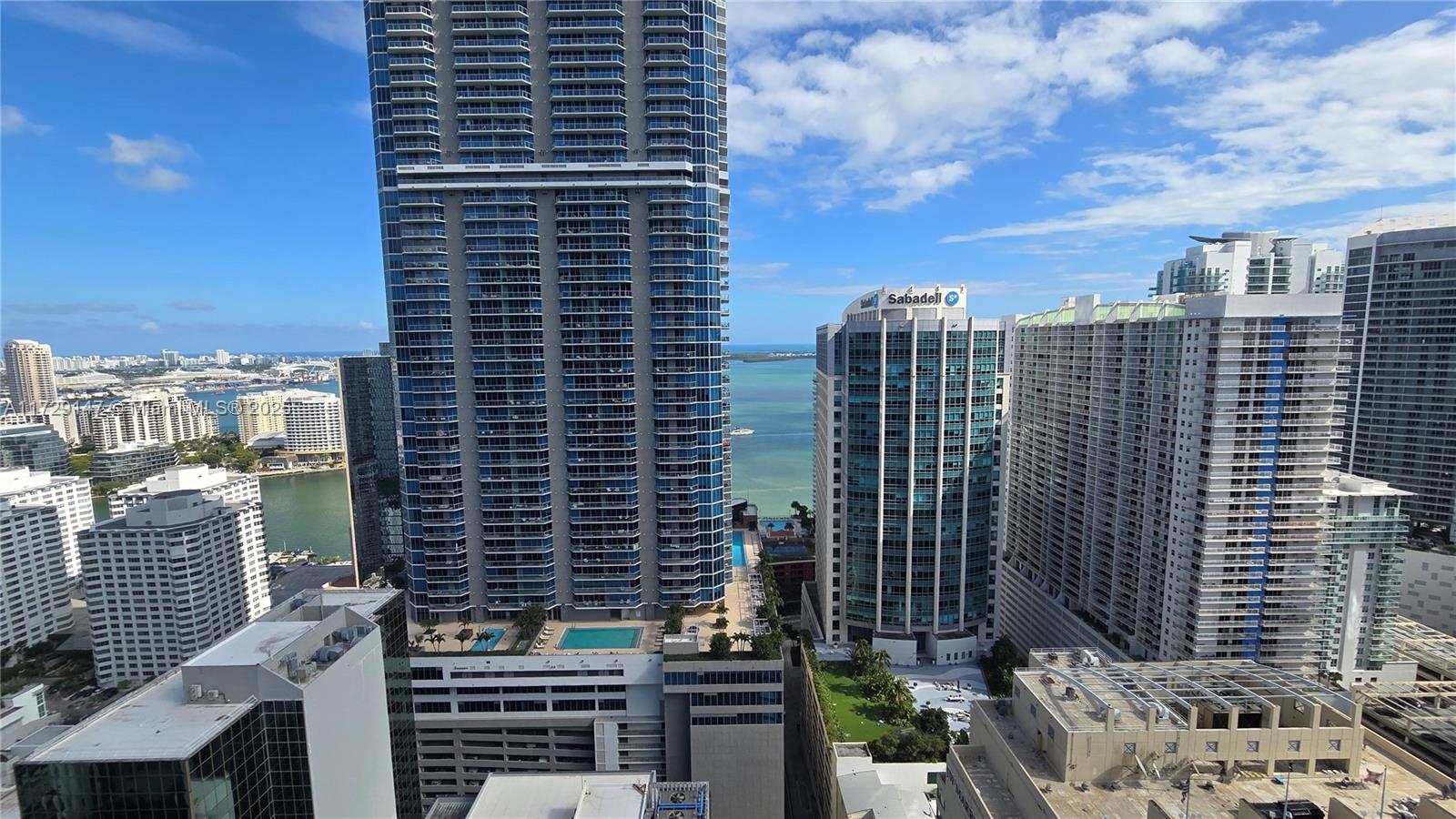 Photo 1 of 1060 Brickell Ave 3605, Miami, Florida, $3,100, Web #: 11729147