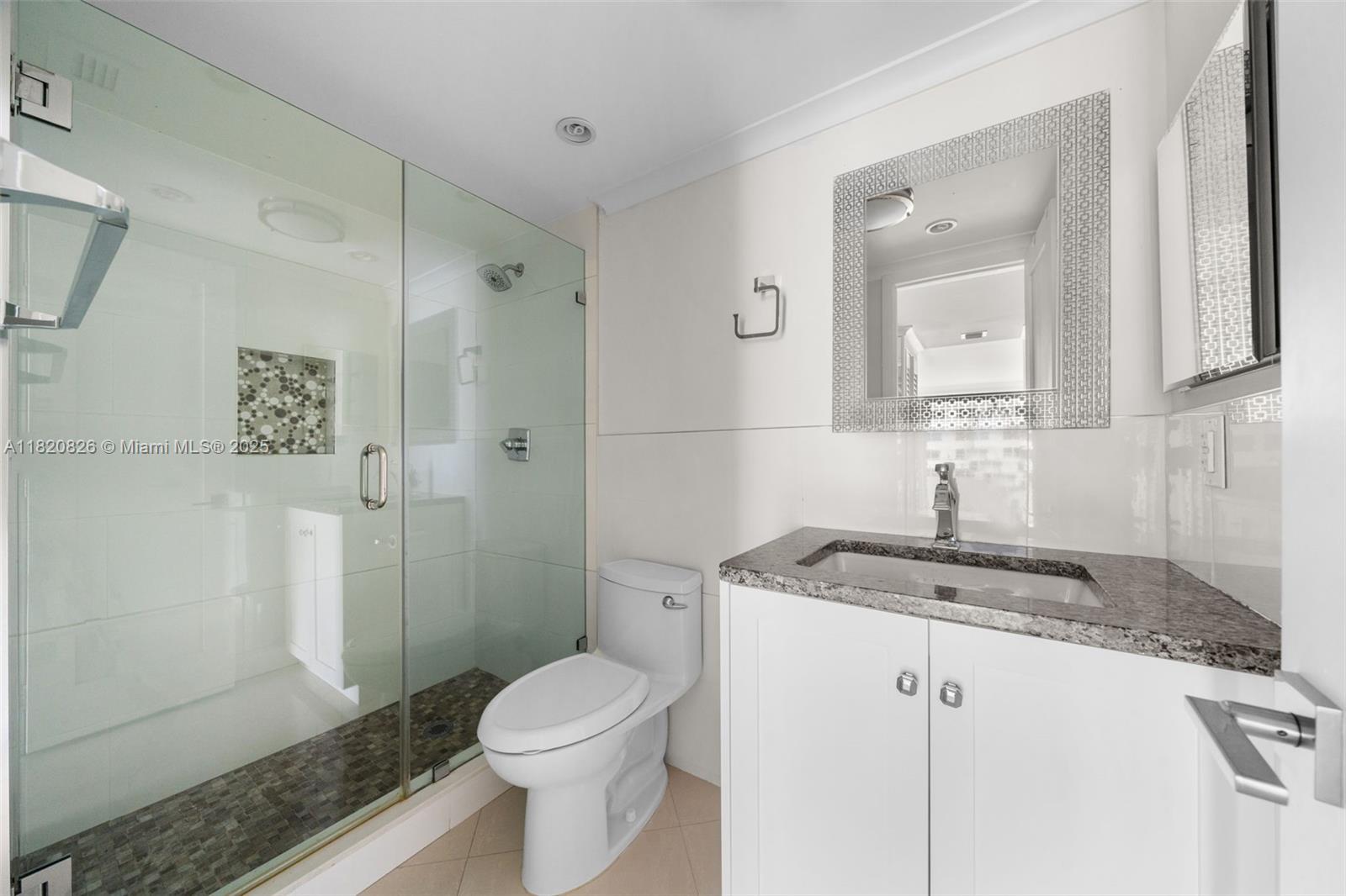 KEY BISCAYNE COMMODORE CL - Residential Lease