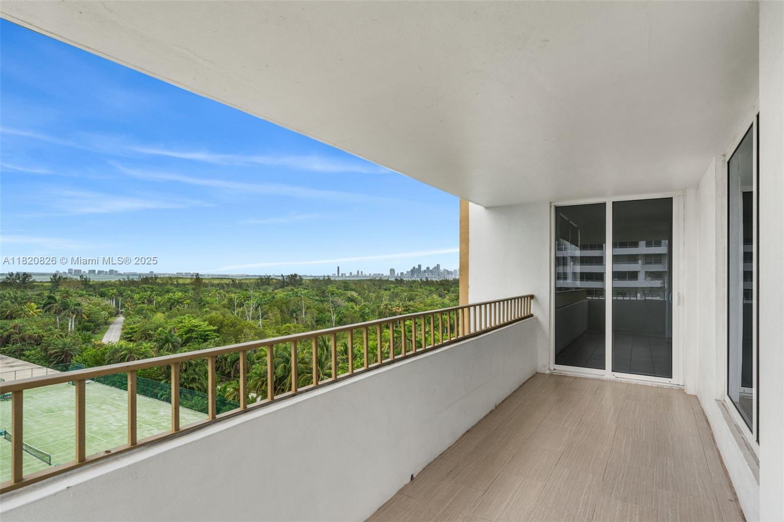 KEY BISCAYNE COMMODORE CL - Residential Lease
