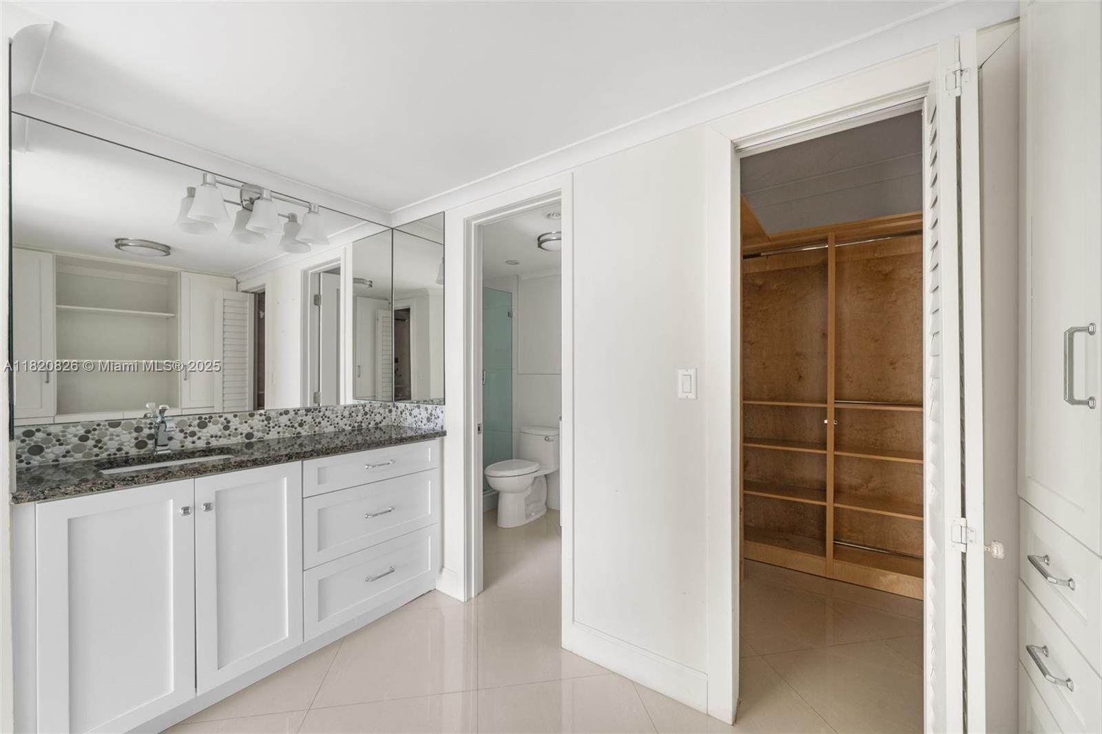 KEY BISCAYNE COMMODORE CL - Residential Lease