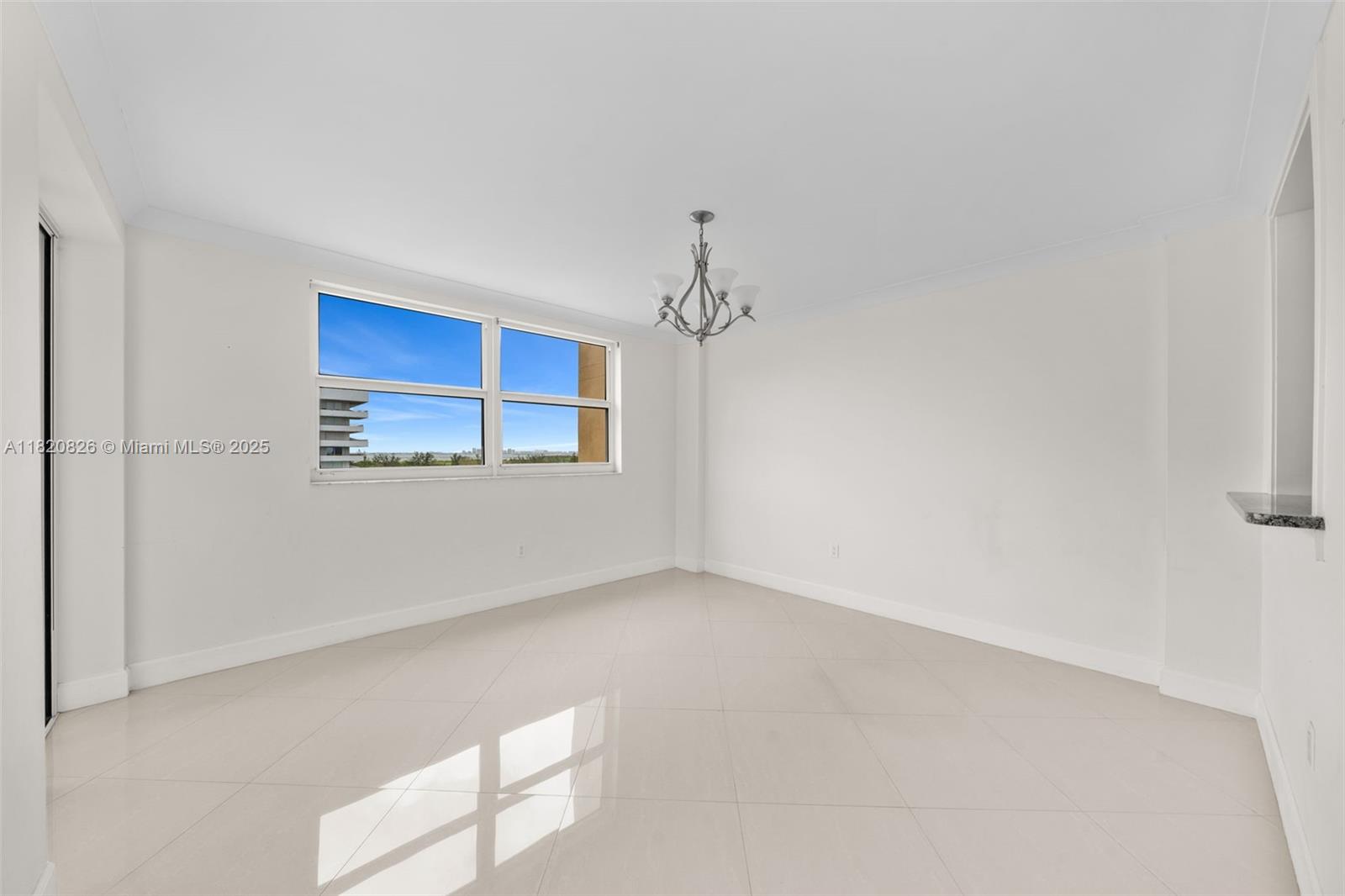 KEY BISCAYNE COMMODORE CL - Residential Lease