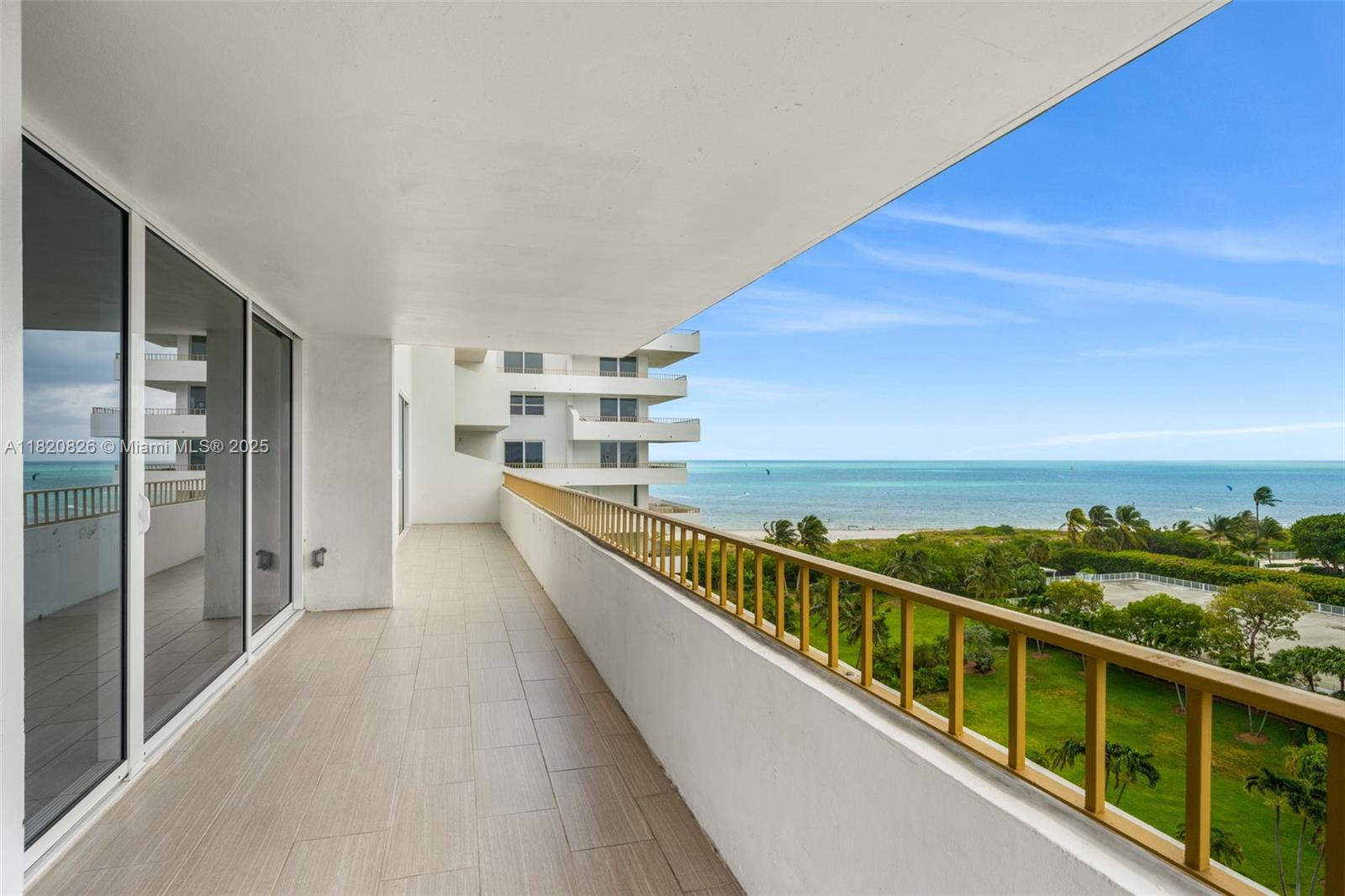 177 Ocean Lane Dr 915, Key Biscayne, Miami-Dade County, Florida - 2 Bedrooms  
2 Bathrooms - 