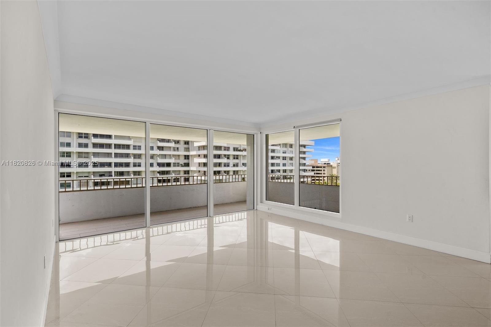 KEY BISCAYNE COMMODORE CL - Residential Lease