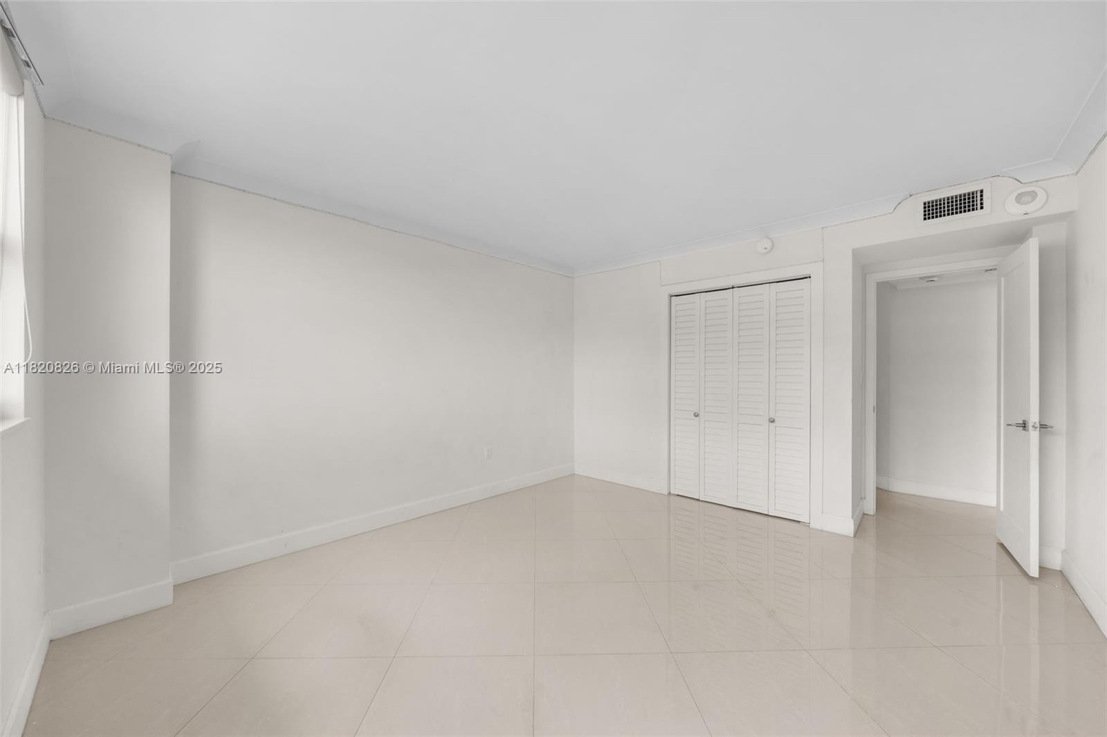 KEY BISCAYNE COMMODORE CL - Residential Lease