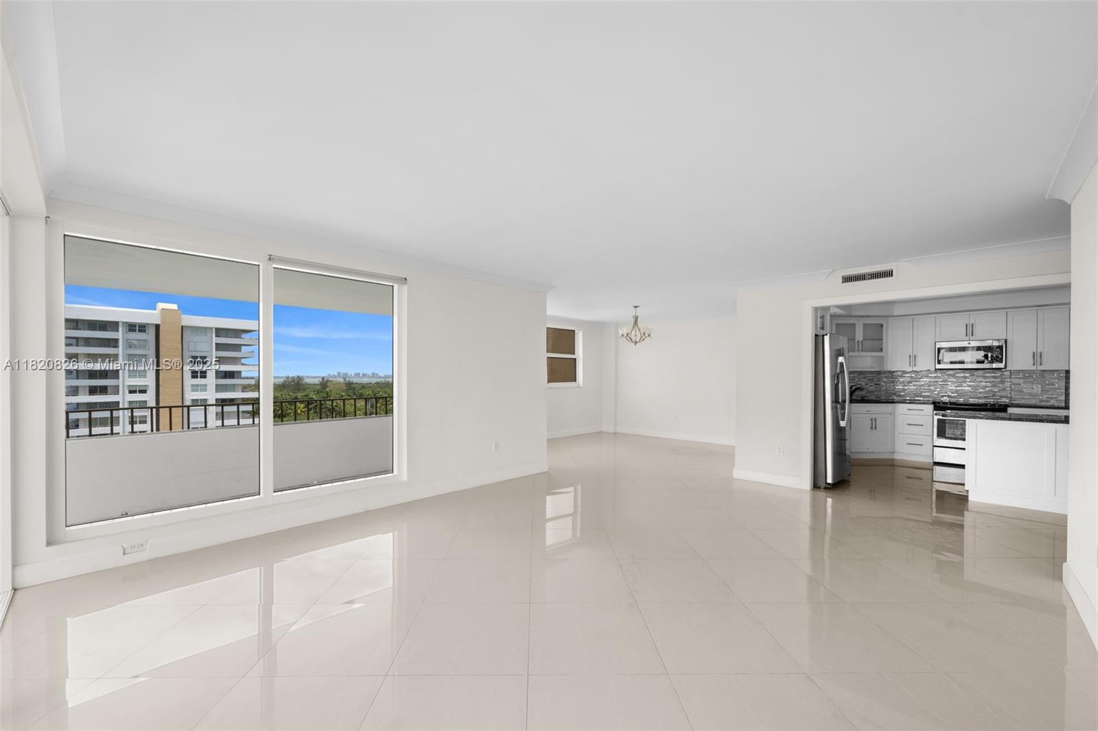 KEY BISCAYNE COMMODORE CL - Residential Lease