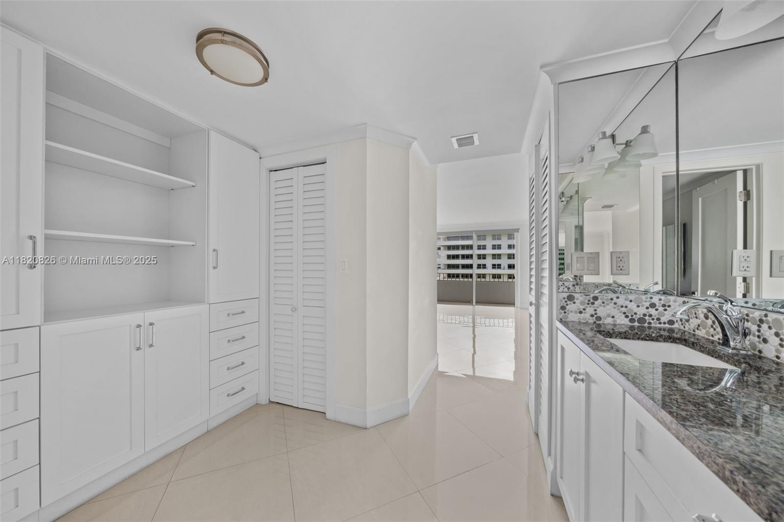 KEY BISCAYNE COMMODORE CL - Residential Lease