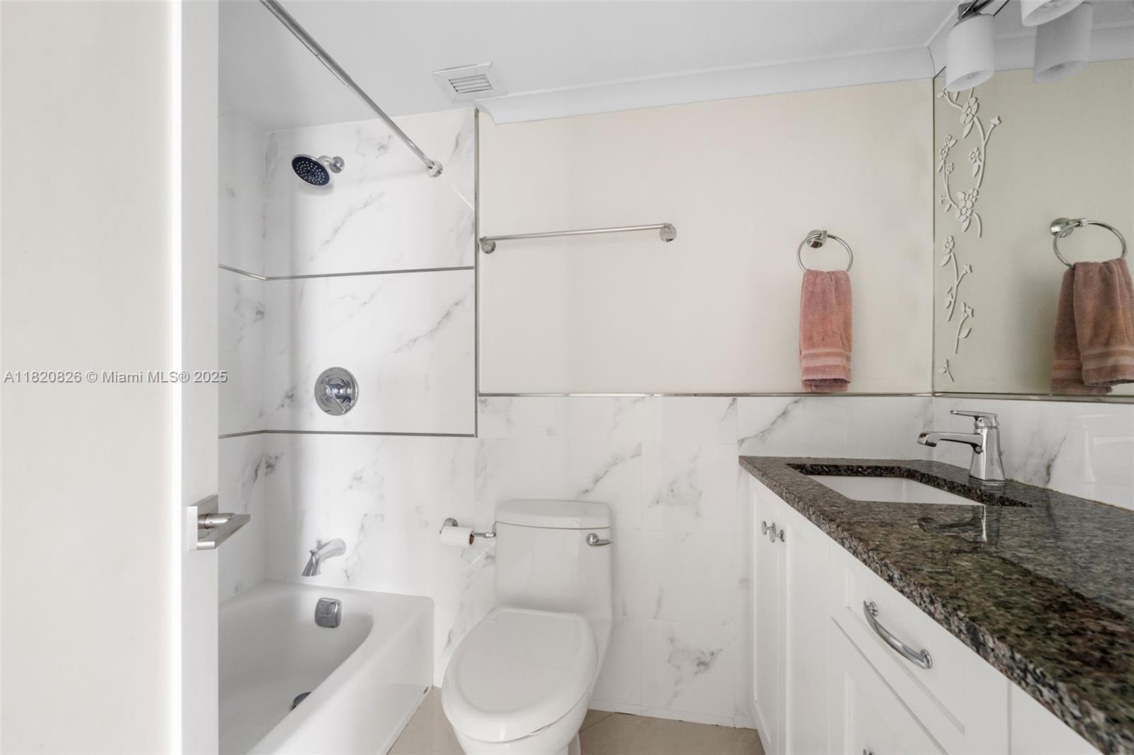 KEY BISCAYNE COMMODORE CL - Residential Lease