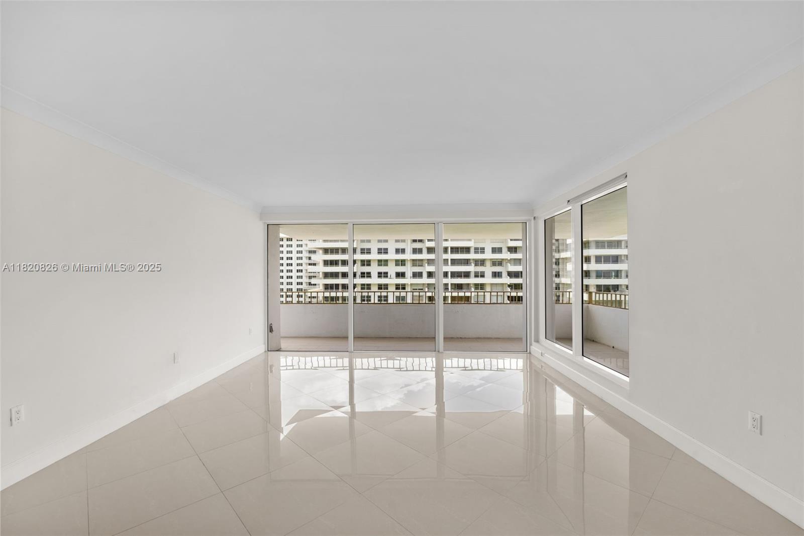 KEY BISCAYNE COMMODORE CL - Residential Lease