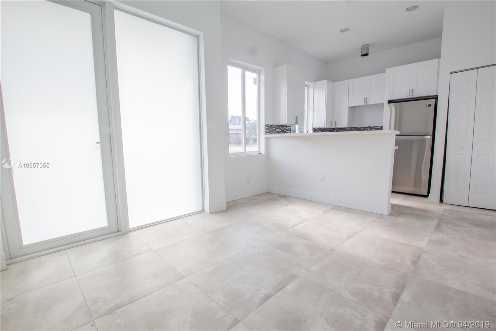COMM LIBERTY CITY - Residential