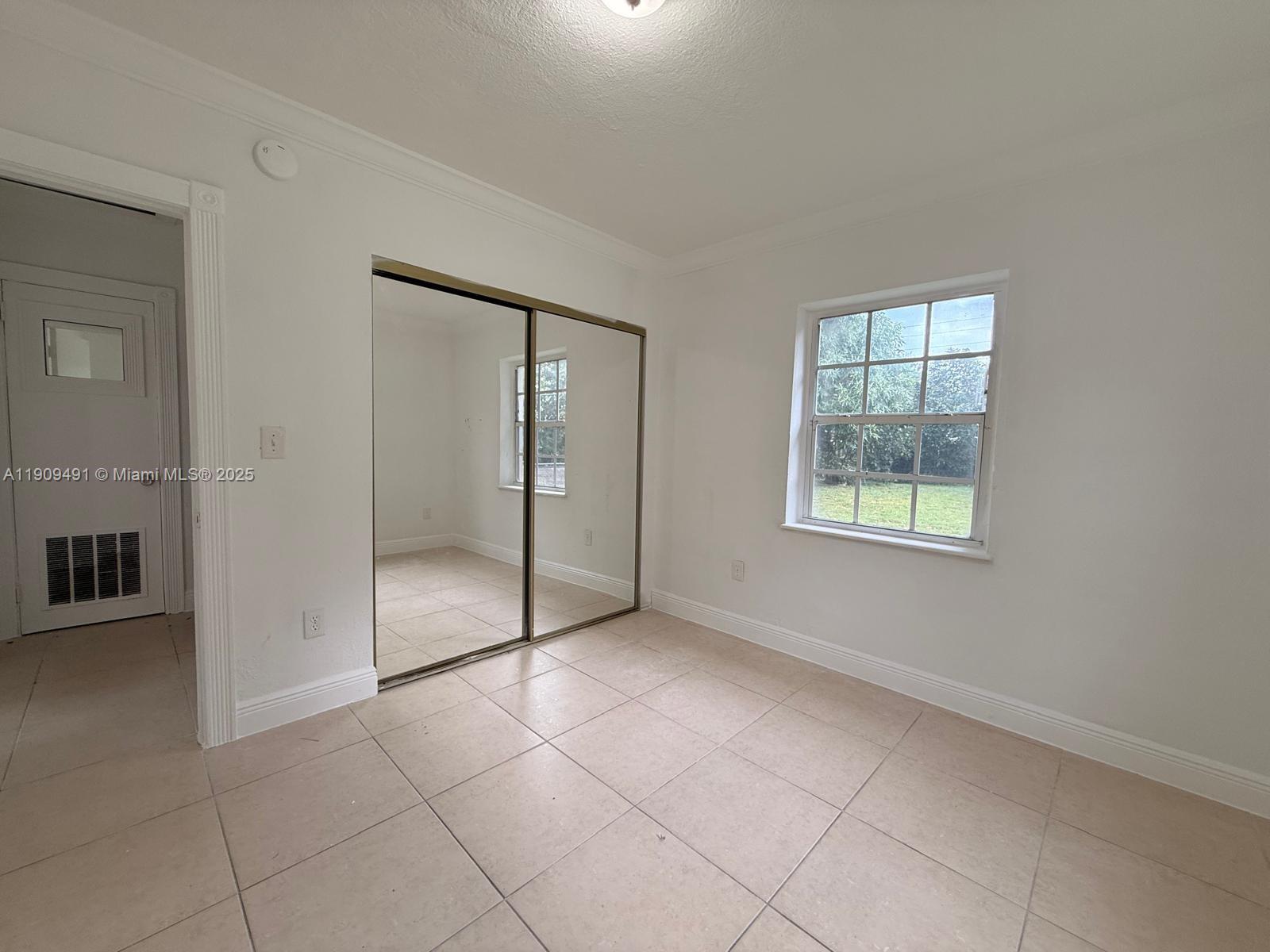 MIAMI GARDENS ESTATES SEC - Residential Lease