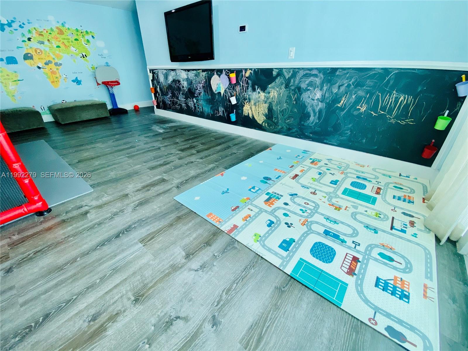 THE PLAZA 851 BRICKELL CO - Residential