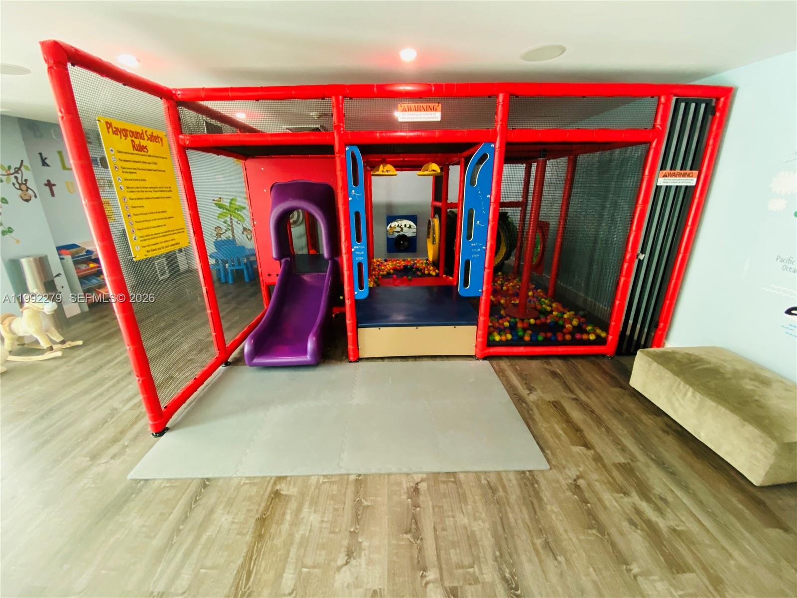 THE PLAZA 851 BRICKELL CO - Residential