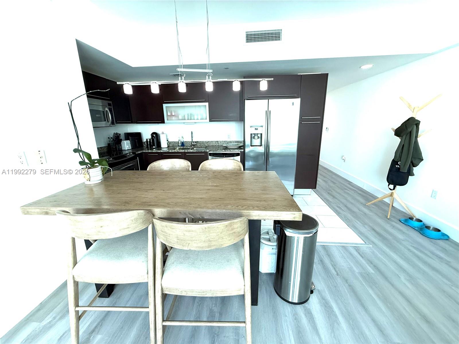 THE PLAZA 851 BRICKELL CO - Residential