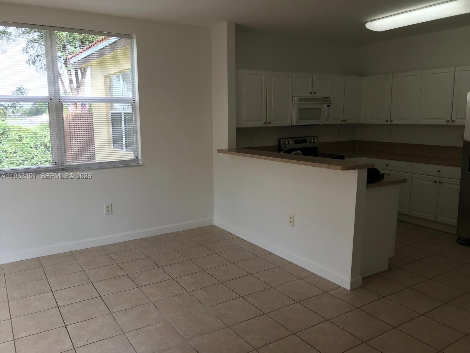 VILLAS AT CARMEL CONDO NO - Residential