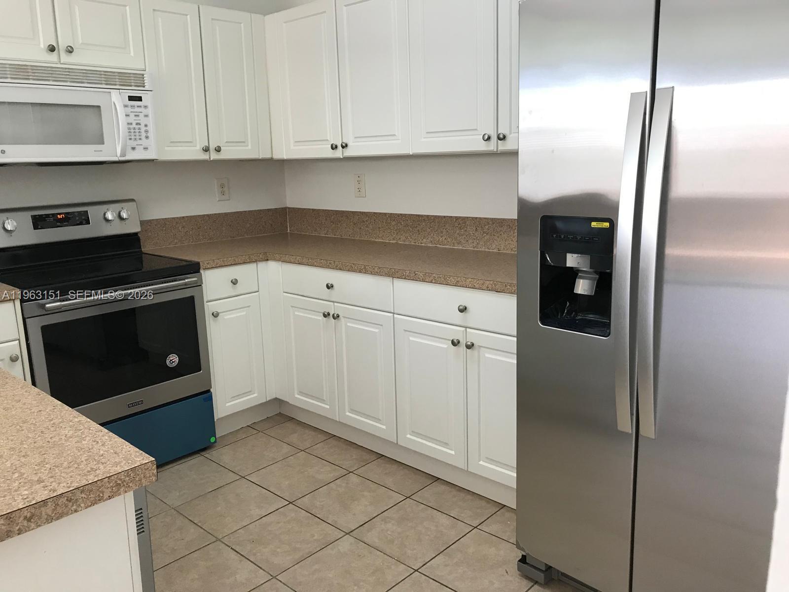 VILLAS AT CARMEL CONDO NO - Residential