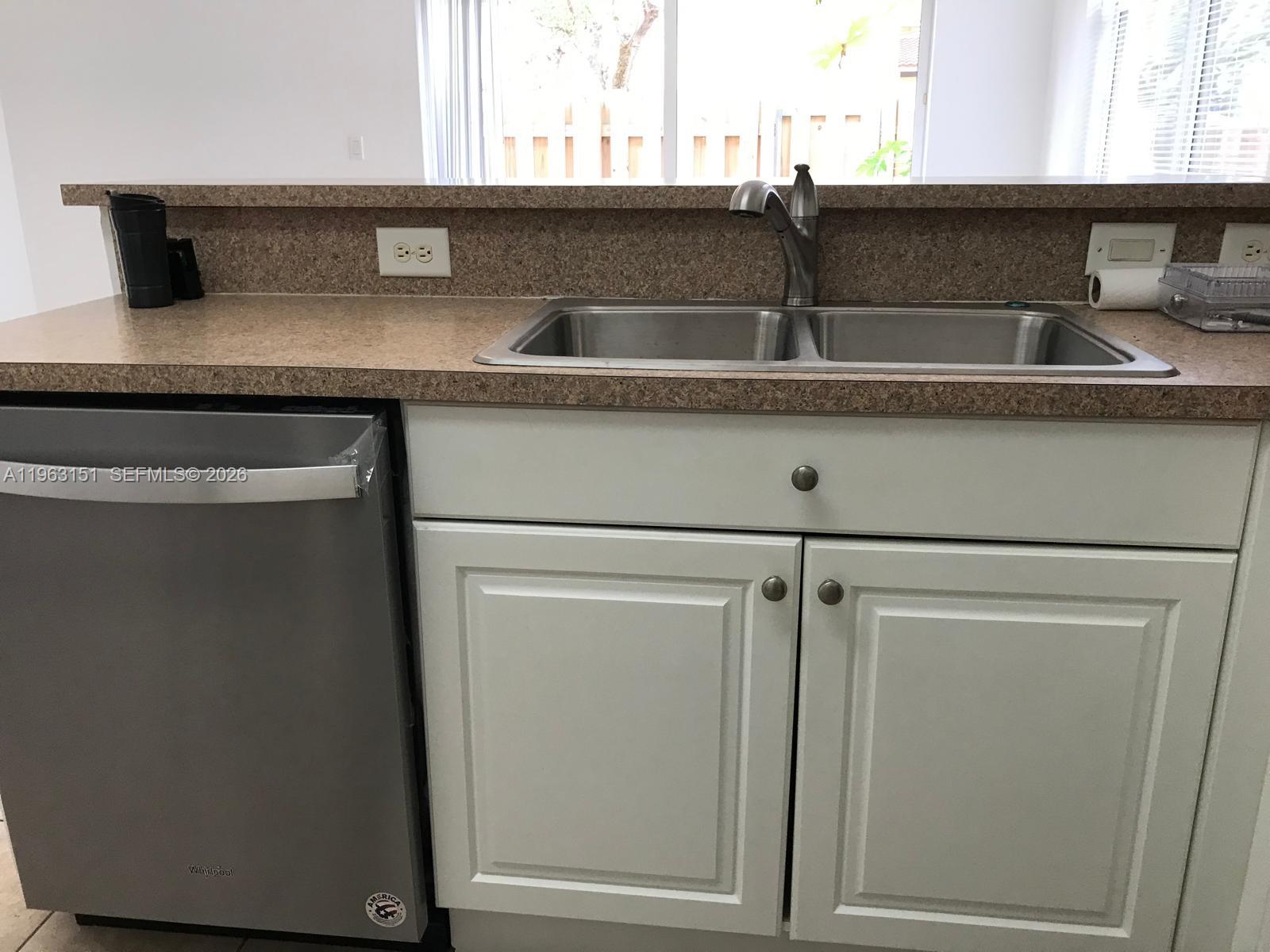 VILLAS AT CARMEL CONDO NO - Residential