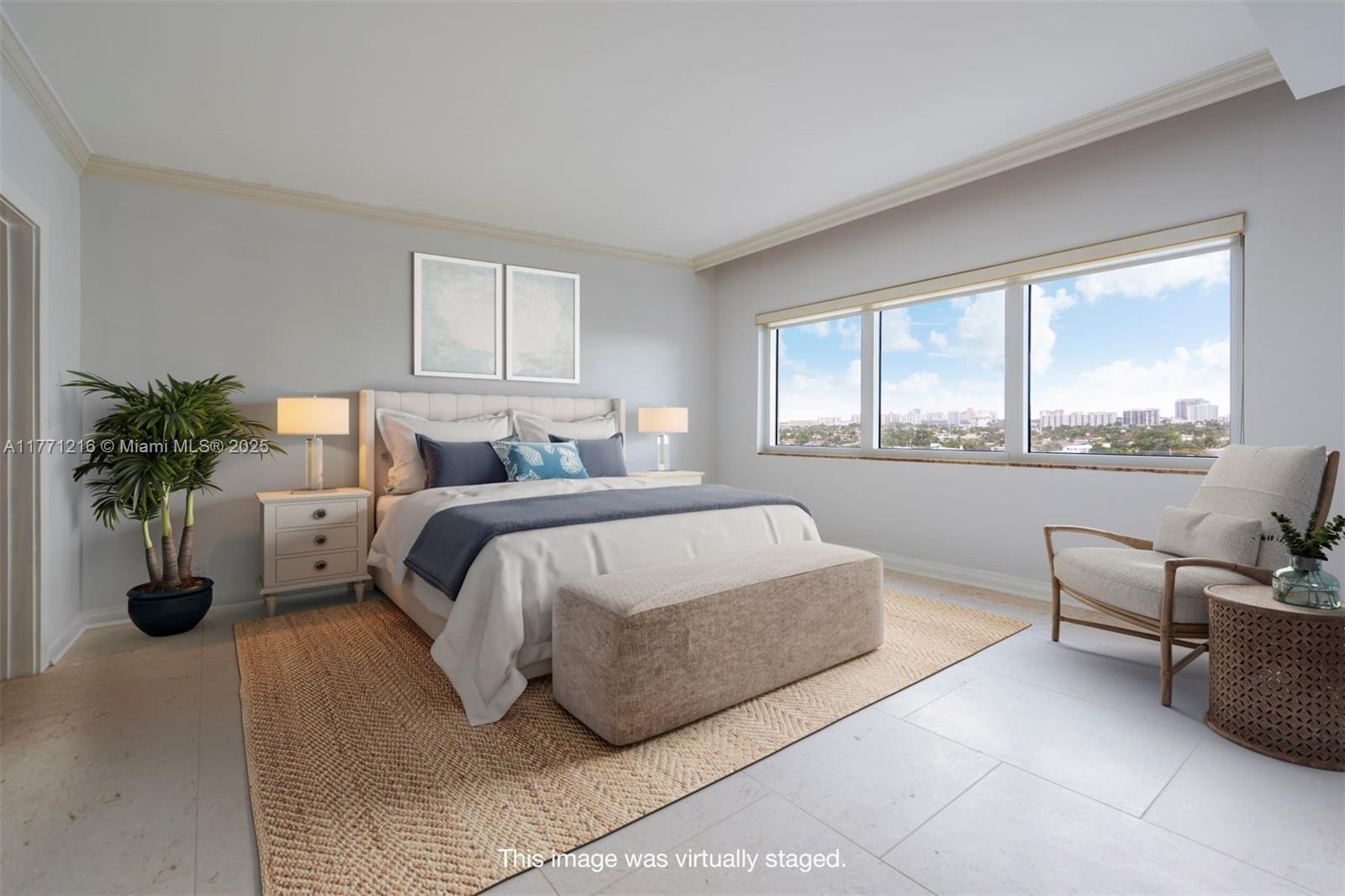 FOUR SEASONS CONDO - Residential