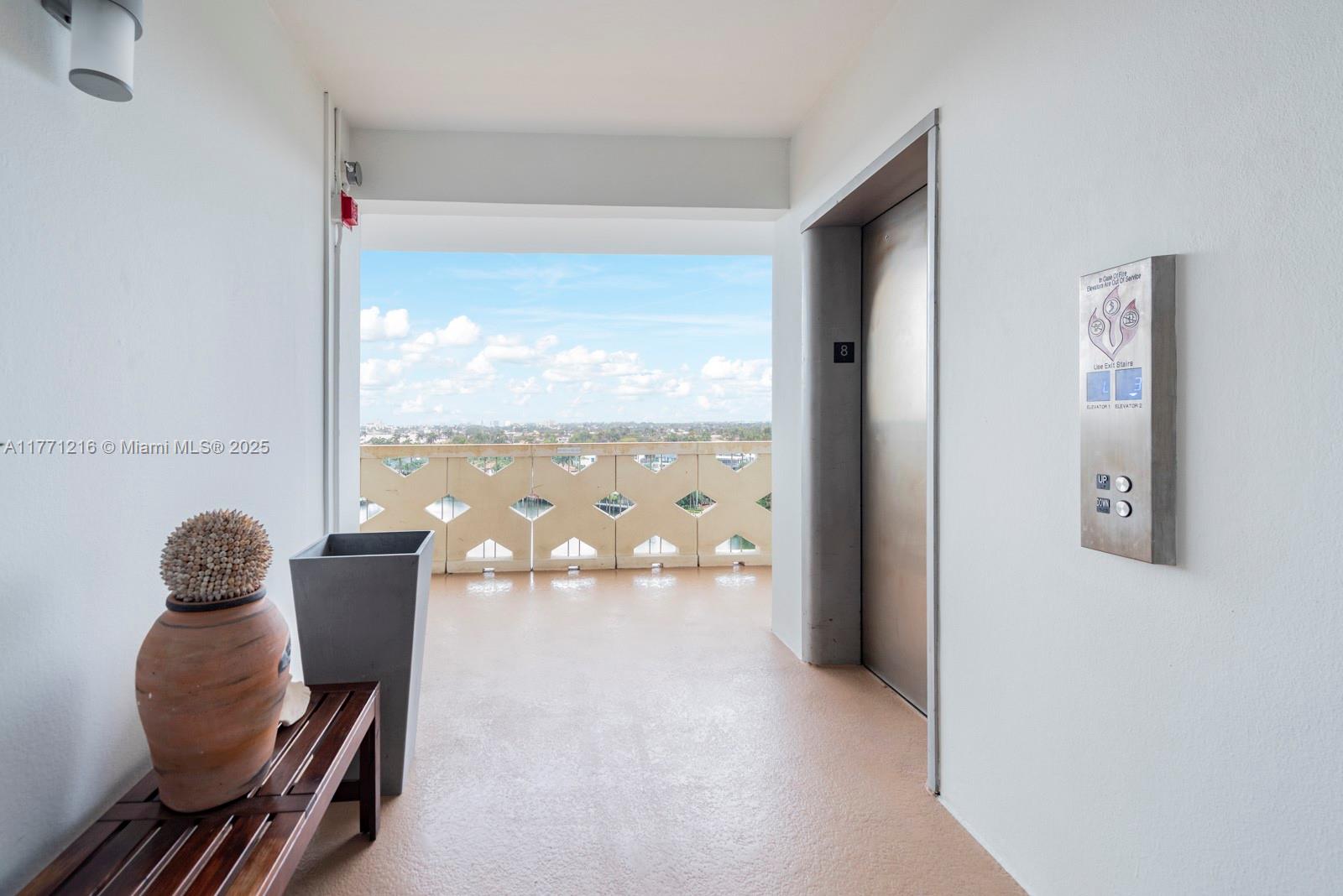 FOUR SEASONS CONDO - Residential