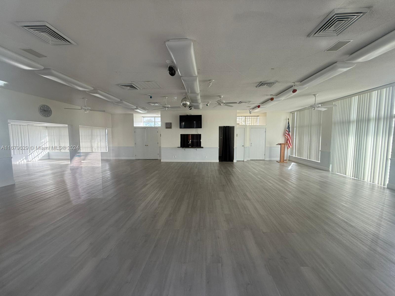 LEISUREVILLE FIRST SEC - Residential