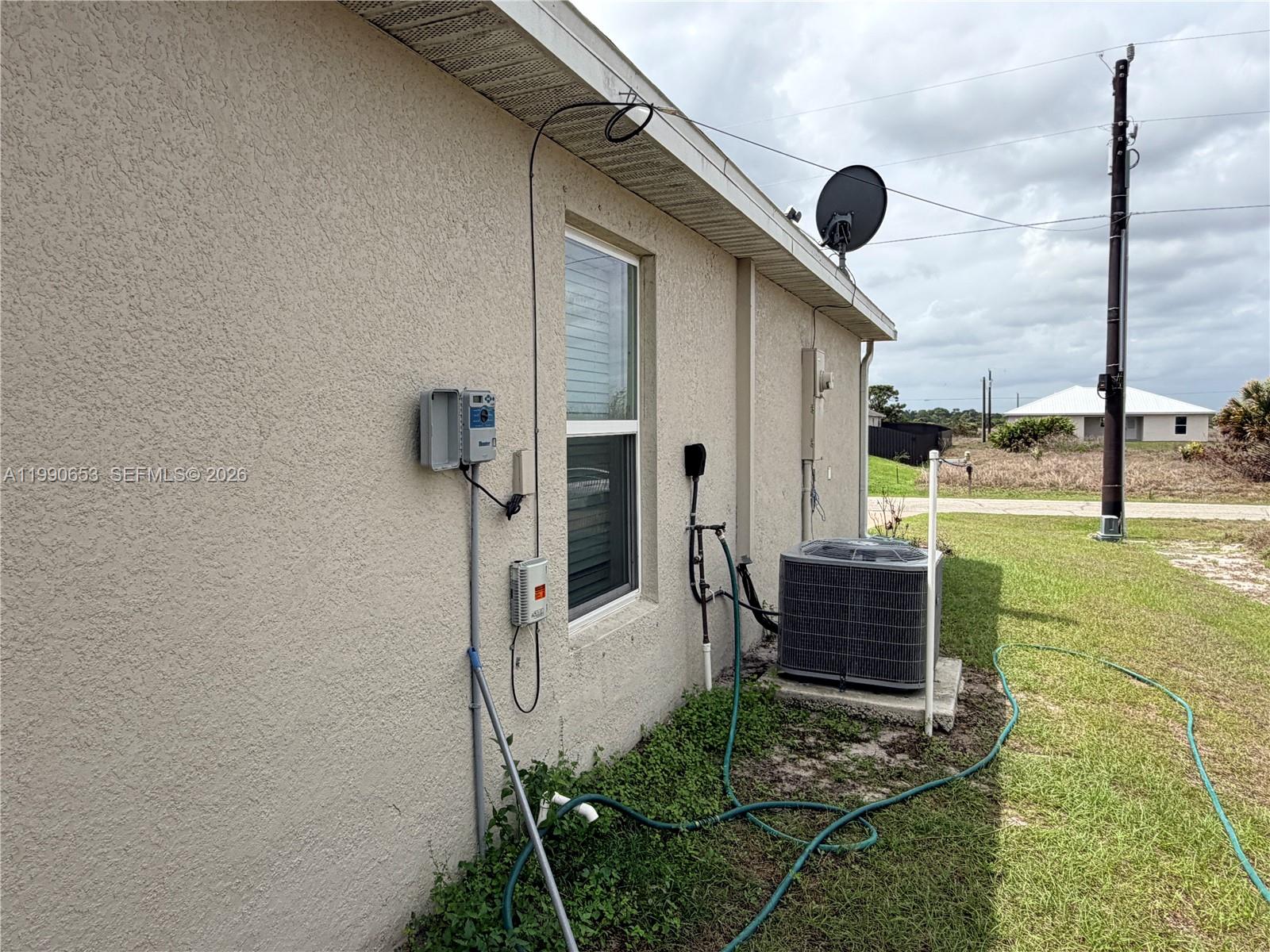 PORT LaBELLE UNIT 12 - Residential Lease