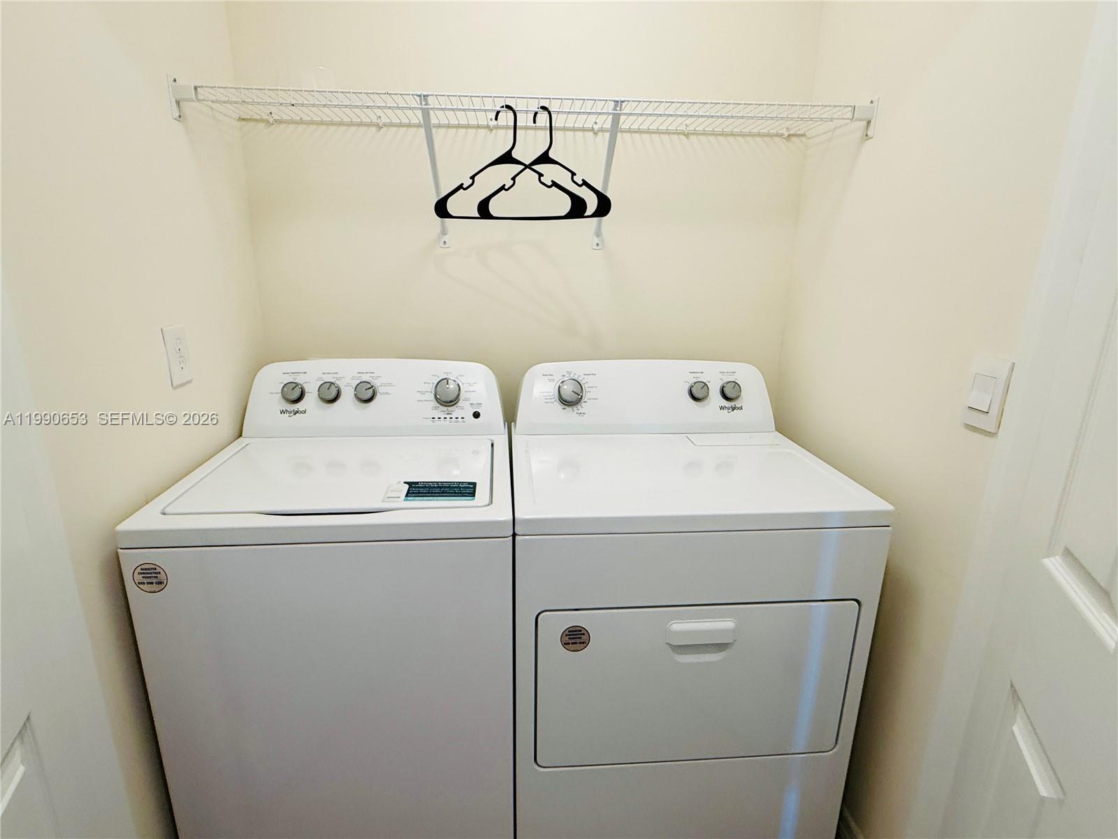 PORT LaBELLE UNIT 12 - Residential Lease