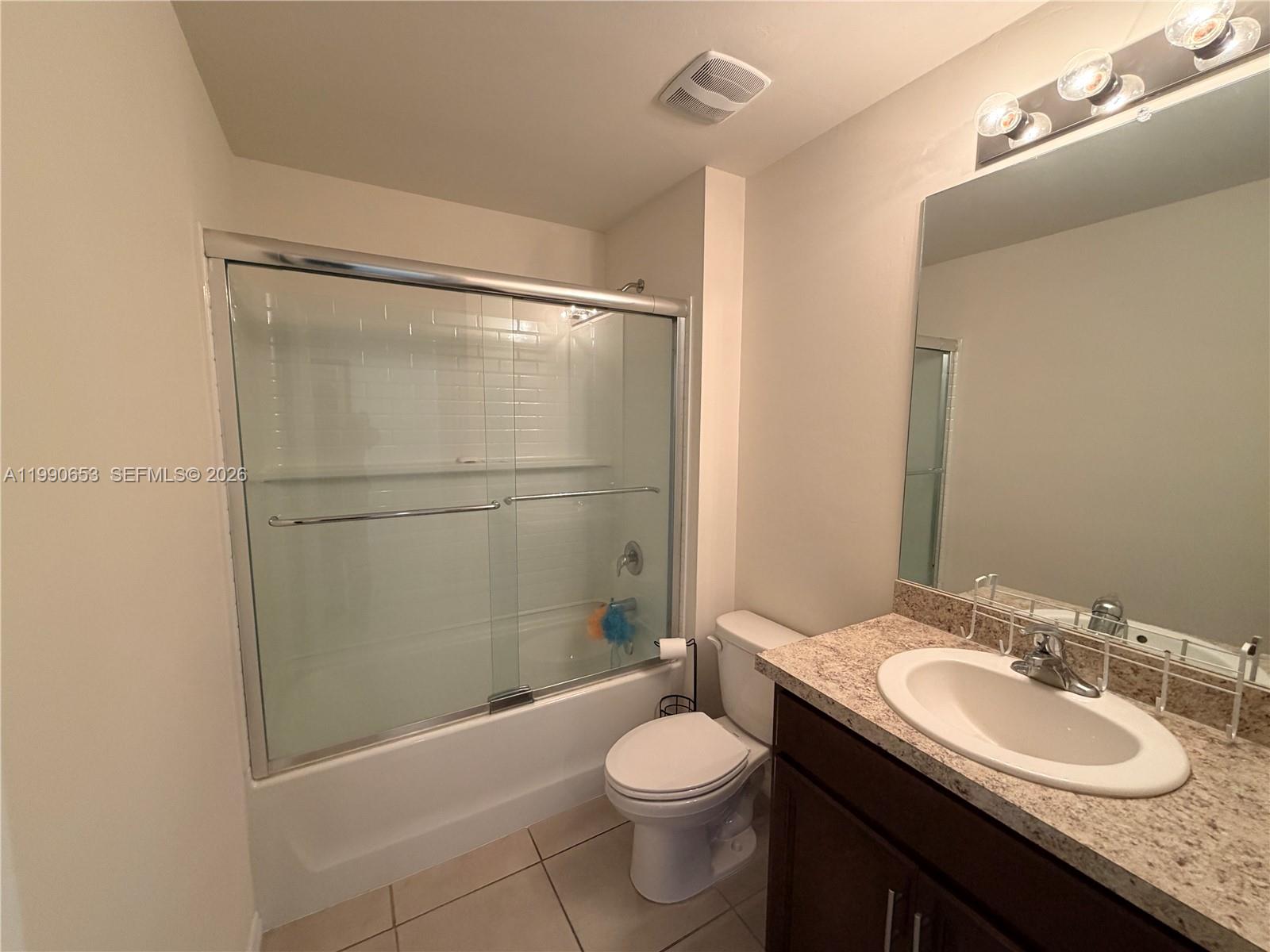 PORT LaBELLE UNIT 12 - Residential Lease