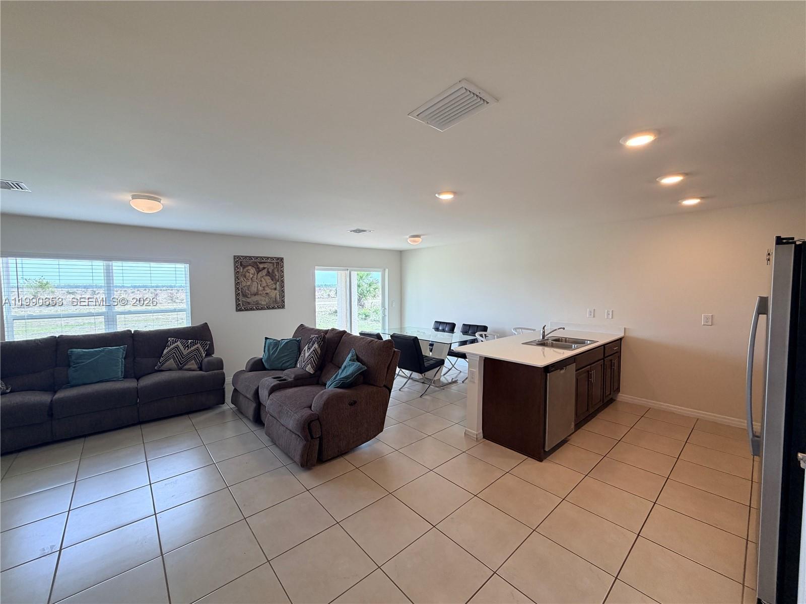 PORT LaBELLE UNIT 12 - Residential Lease