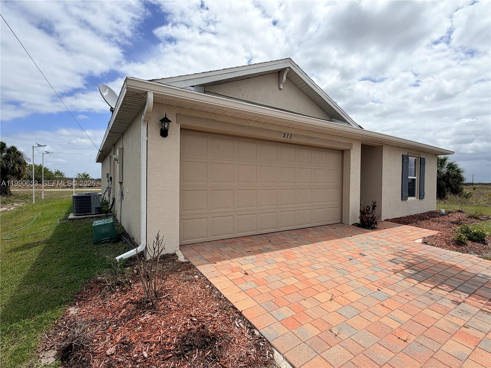 PORT LaBELLE UNIT 12 - Residential Lease