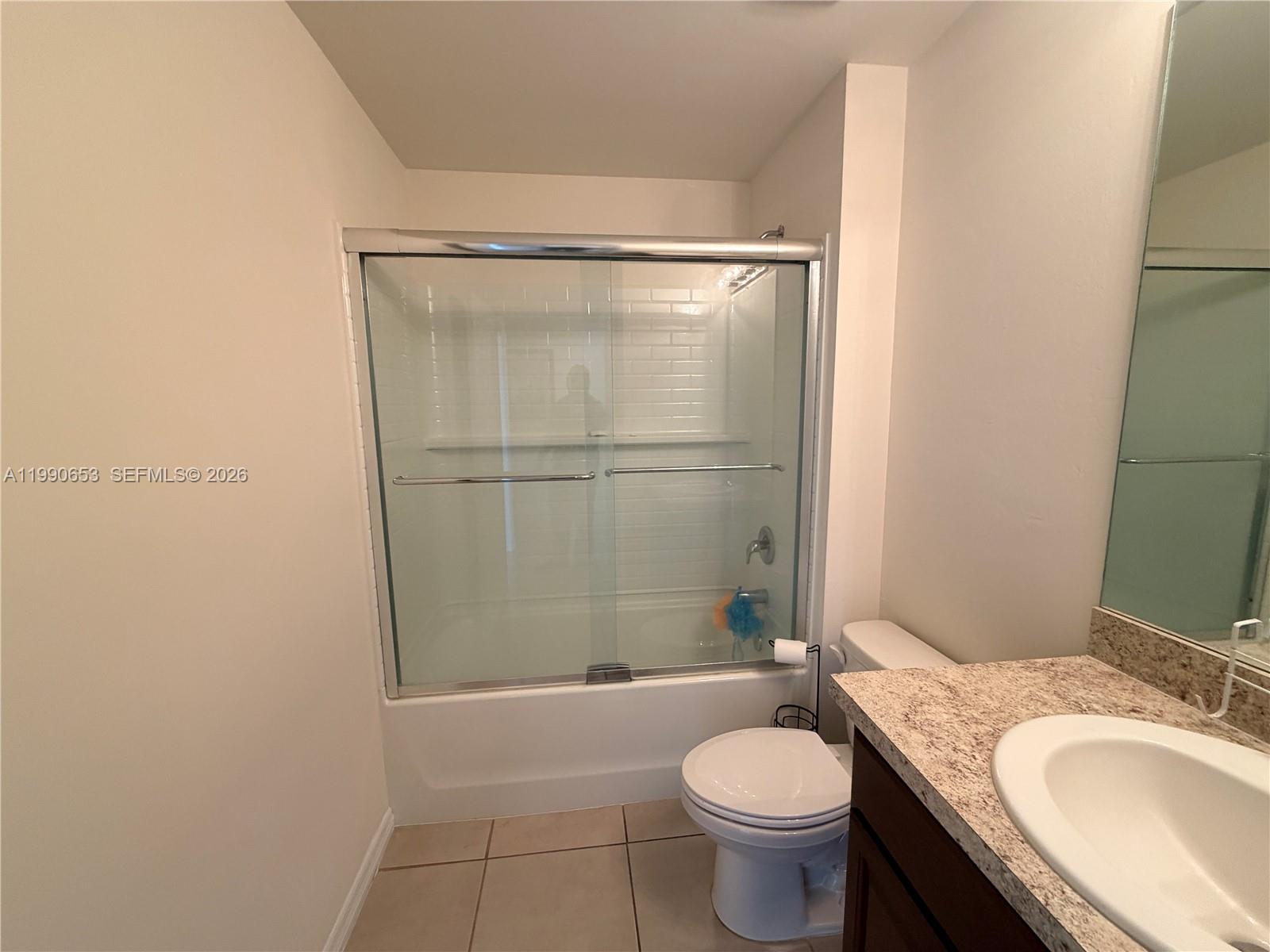 PORT LaBELLE UNIT 12 - Residential Lease