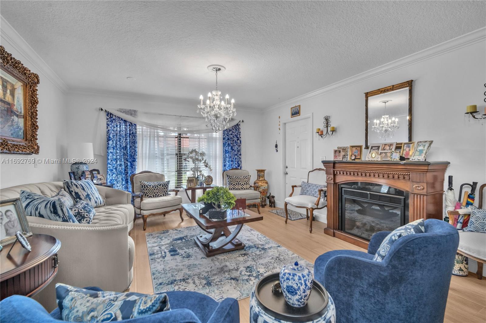 BENT TREE VILLAS WEST CON - Residential