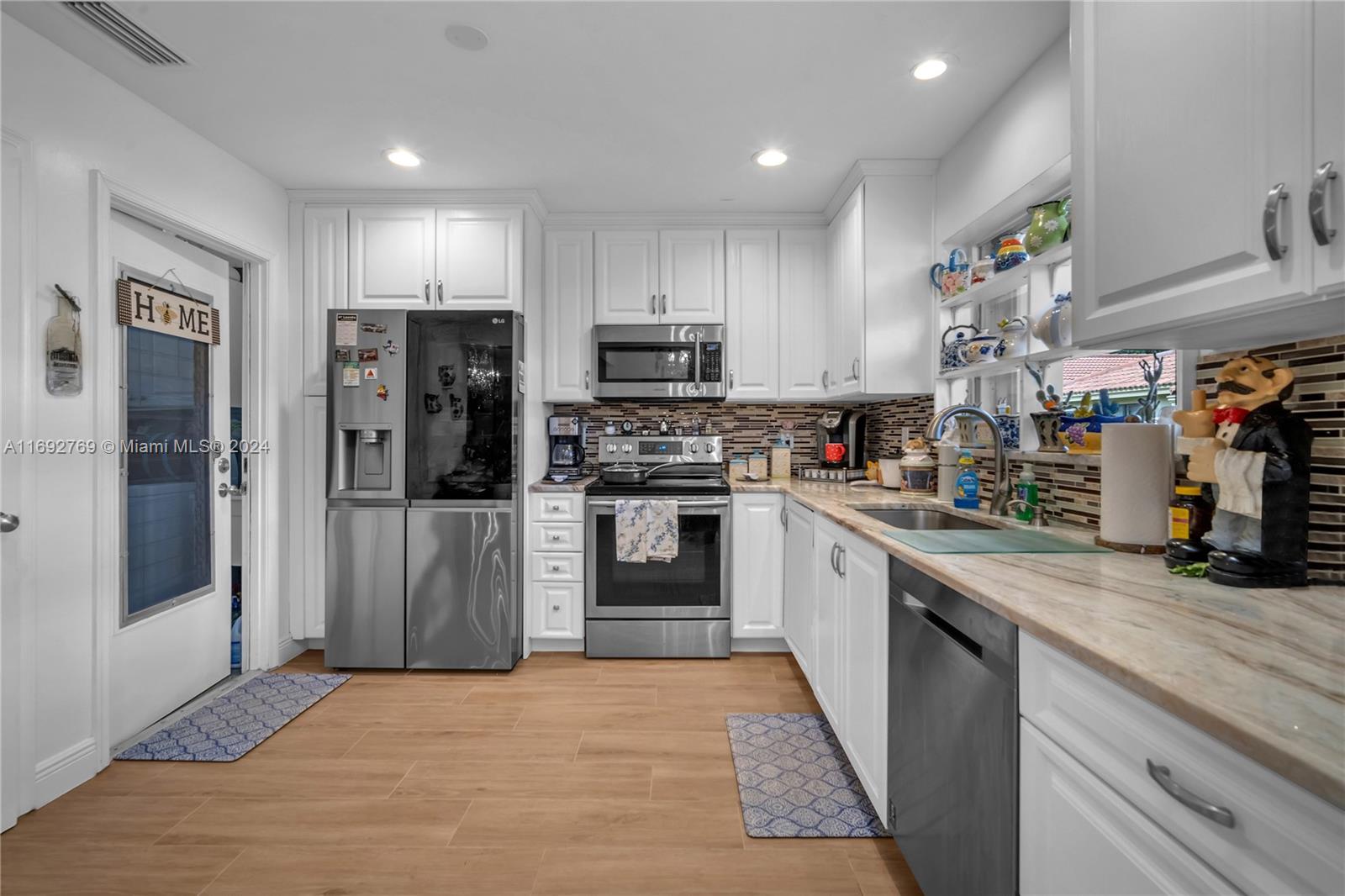 BENT TREE VILLAS WEST CON - Residential