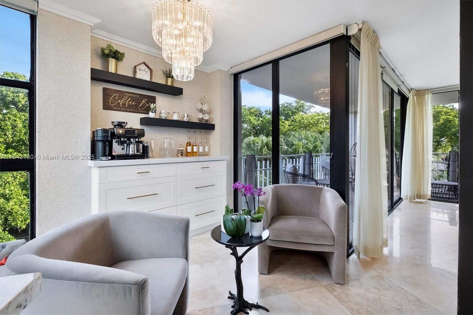 TOWERS OF QUAYSIDE CONDO - Residential