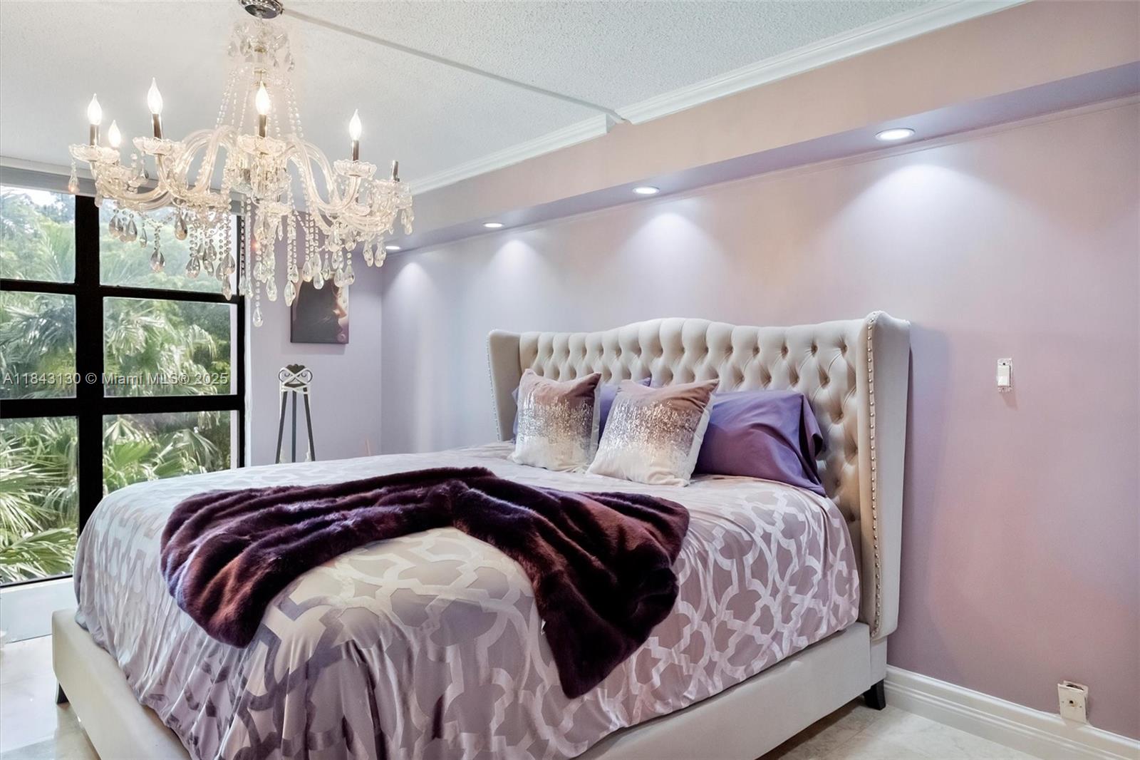 TOWERS OF QUAYSIDE CONDO - Residential