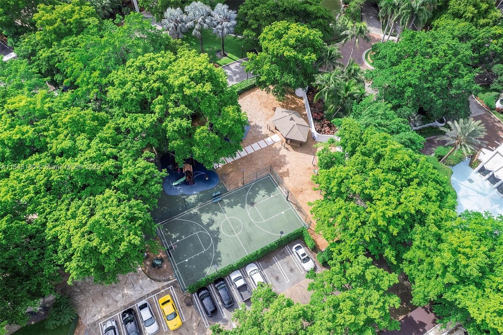 TOWERS OF QUAYSIDE CONDO - Residential