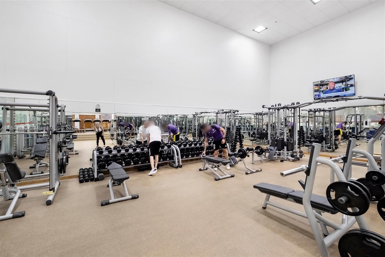 TOWERS OF QUAYSIDE CONDO - Residential