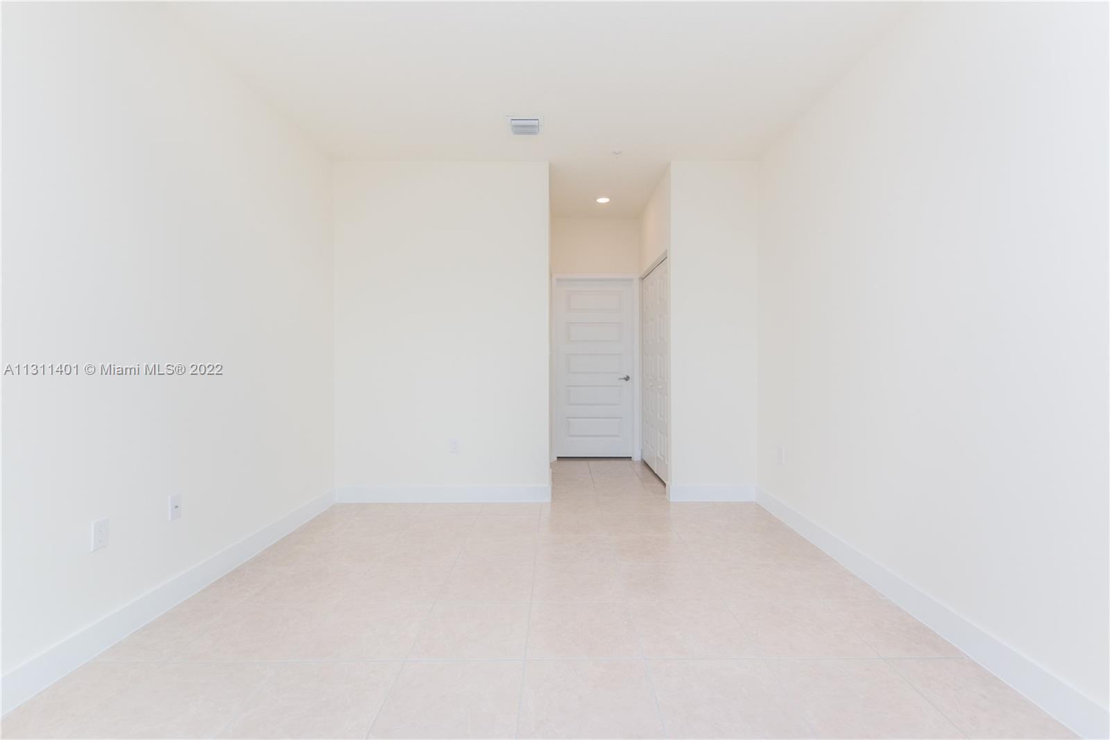 URBANA AT THE RESIDENCES - Residential Lease