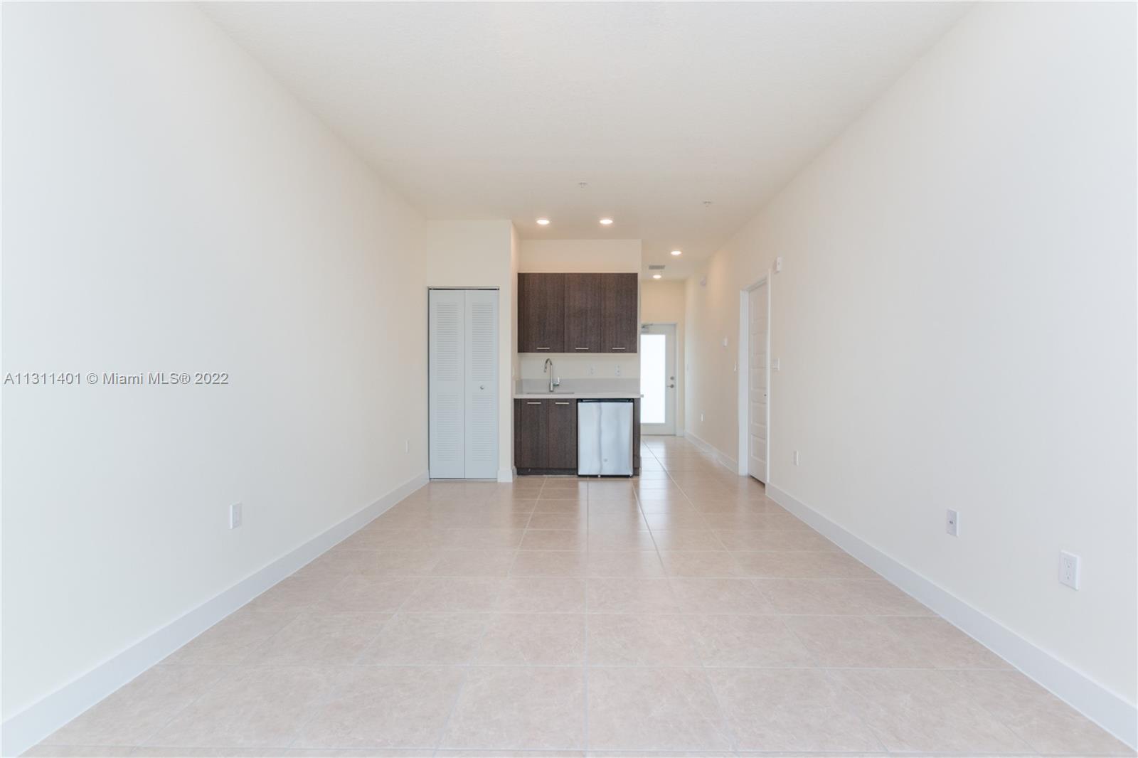 URBANA AT THE RESIDENCES - Residential Lease
